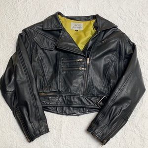 Vintage 1990's Leather cropped Moto Jacket Black